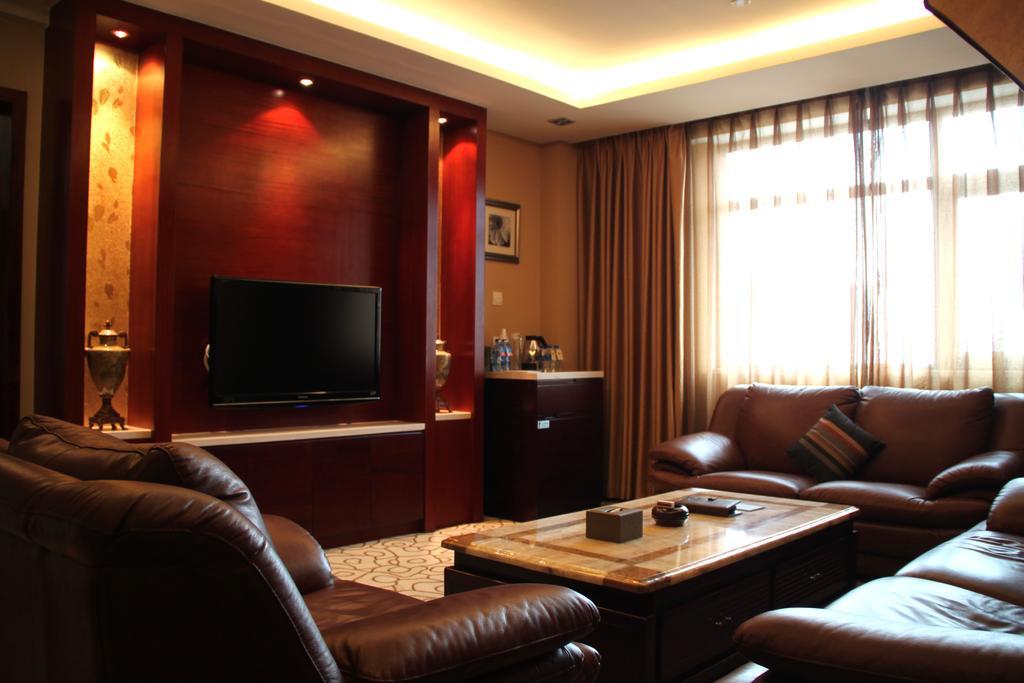 Dynasty International Hotel Куньмин Номер фото